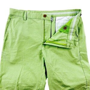 IZOD Golf Shorts Men's Green & White Checkered Gingham Sz 34 Light weight 10598